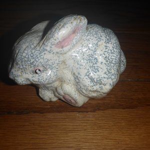 Vintage 1995 Small Ceramic Bunny Rabbit Figurine